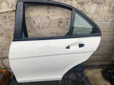 Дверь задняя левая Mercedes-Benz C-класс W204/S204 (2006—2011)