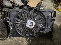 радиатор охлаждения двигателя Mercedes-Benz E-класс W211/S211 (2002—2006)