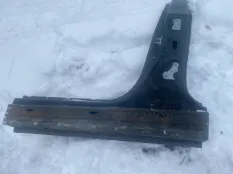 стойка кузова Mercedes-Benz GLA-класс X156 рестайлинг (2017—2020)