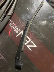 держатель щетки стеклоочистителя Mercedes-Benz GLA-класс X156 рестайлинг (2017—2020)