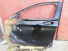 Дверь передняя левая Mercedes-Benz GLA-класс X156 рестайлинг (2017—2020)