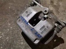 Суппорт передний левый Mercedes-Benz C-класс W205/S205/C205/A205 (2014—2018)