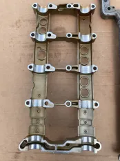 Крышка распредвала Mercedes-Benz E-класс W212/S212/C207/A207 (2009—2013)