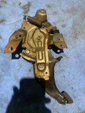 педаль ручника Toyota Highlander IV (2019—2026)