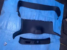 Обшивка двери багажника Mercedes-Benz A-класс W176 (2012—2015)