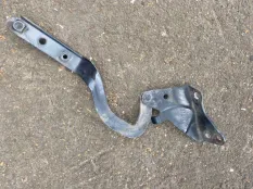 крепление капота Mercedes-Benz Vito W639 (2003—2010)