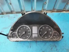 Панель приборов Mercedes-Benz C-класс W203/S203/CL203 рестайлинг (2004—2008)