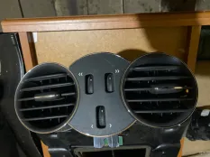 Воздухозаборник Mercedes-Benz CLK-класс C208/A208 рестайлинг (1999—2003)