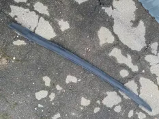 Уплотнитель капота Mercedes-Benz A-класс W176 (2012—2015)