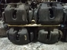 Суппорт тормозной Mercedes-Benz M-класс W164 (2005—2008)