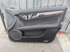 Обшивка двери Mercedes-Benz C-класс W204/S204 (2006—2011)