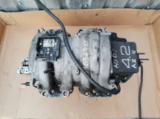 Коллектор впускной Audi V8 4C (1988—1994)