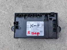 Блок управления дверями Mercedes-Benz S-класс W221 (2005—2009)