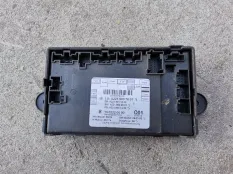 Блок управления дверями Mercedes-Benz S-класс W221 (2005—2009)