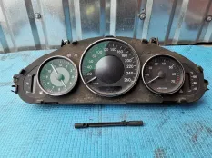 Панель приборов Mercedes-Benz CLS-класс C219 (2004—2008)