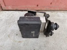 блок ABS Mercedes-Benz GL-класс X164 рестайлинг (2009—2012)