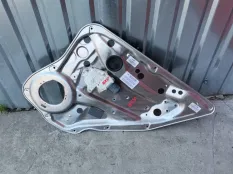 Стеклоподъемник задний правый Mercedes-Benz C-класс W204/S204 (2006—2011)