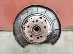 Кулак задний правый Mercedes-Benz M-класс W164 (2005—2008)