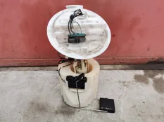 Насос топливный Mercedes-Benz E-класс W212/S212/C207/A207 (2009—2013)