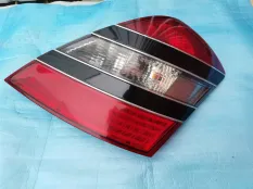 стоп-сигнал Mercedes-Benz S-класс W221 (2005—2009)