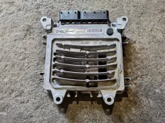 Блок управления двигателем Mercedes-Benz GLK-класс X204 рестайлинг (2012—2015)