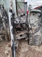 Лонжерон Mercedes-Benz M-класс W164 (2005—2008)