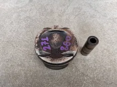 Поршень Mercedes-Benz E-класс W212/S212/C207/A207 (2009—2013)