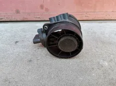 Датчик расхода воздуха Mercedes-Benz E-класс W211/S211 (2002—2006)