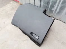 Бардачок Mercedes-Benz GLK-класс X204 рестайлинг (2012—2015)