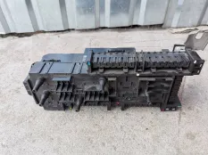 блок предохранителей, реле багажника Mercedes-Benz E-класс W212/S212/C207/A207 (2009—2013)