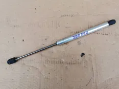 Амортизатор крышки багажника Audi A8 D3 рестайлинг 2 (2007—2010)