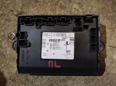 Блок управления дверями Mercedes-Benz S-класс W221 (2005—2009)