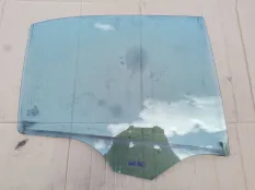 Стекло боковое Mercedes-Benz C-класс W204/S204 (2006—2011)