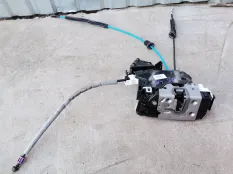 Замок двери Mercedes-Benz C-класс W204/S204 (2006—2011)