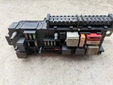 блок предохранителей, реле багажника Mercedes-Benz GLK-класс X204 (2008—2012)