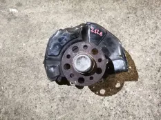 Кулак передний левый Mercedes-Benz E-класс W212/S212/C207/A207 (2009—2013)