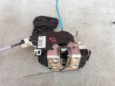 Замок двери Mercedes-Benz GLA-класс X156 рестайлинг (2017—2020)