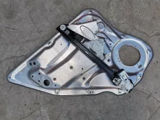 Стеклоподъемник задний правый Mercedes-Benz C-класс W204/S204 (2006—2011)