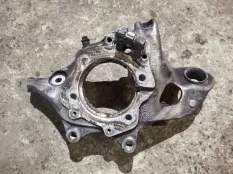 Кулак задний правый Mercedes-Benz E-класс W212/S212/C207/A207 (2009—2013)