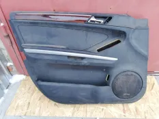 Обшивка двери Mercedes-Benz M-класс W164 (2005—2008)