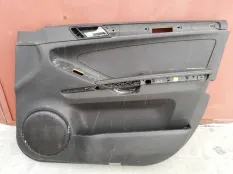 Обшивка двери Mercedes-Benz M-класс W164 (2005—2008)