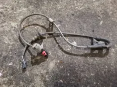 Датчик ABS задний левый Lexus RX II (2003—2006)