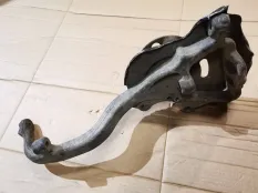 Рычаг, кулак поворотный левый передний A2213324501 Mercedes-Benz S-класс W221 Mercedes-Benz S-класс W221 (2005—2009)