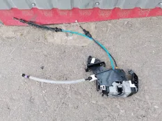 Замок двери Mercedes-Benz GLK-класс X204 рестайлинг (2012—2015)