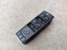 Блок управления стеклоподъемниками Mercedes-Benz GLK-класс X204 рестайлинг (2012—2015)