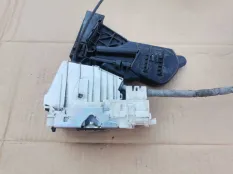 Замок двери Mercedes-Benz M-класс W164 (2005—2008)