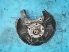 Кулак задний правый Audi A8 D3 рестайлинг 2 (2007—2010)