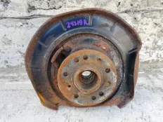 Кулак задний правый Mercedes-Benz M-класс W164 (2005—2008)