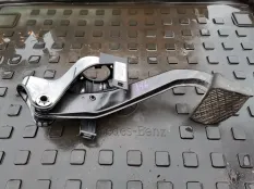 Педаль тормоза Mercedes-Benz GLK-класс X204 рестайлинг (2012—2015)