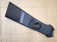 накладка на стойку Mercedes-Benz GLA-класс X156 рестайлинг (2017—2020)